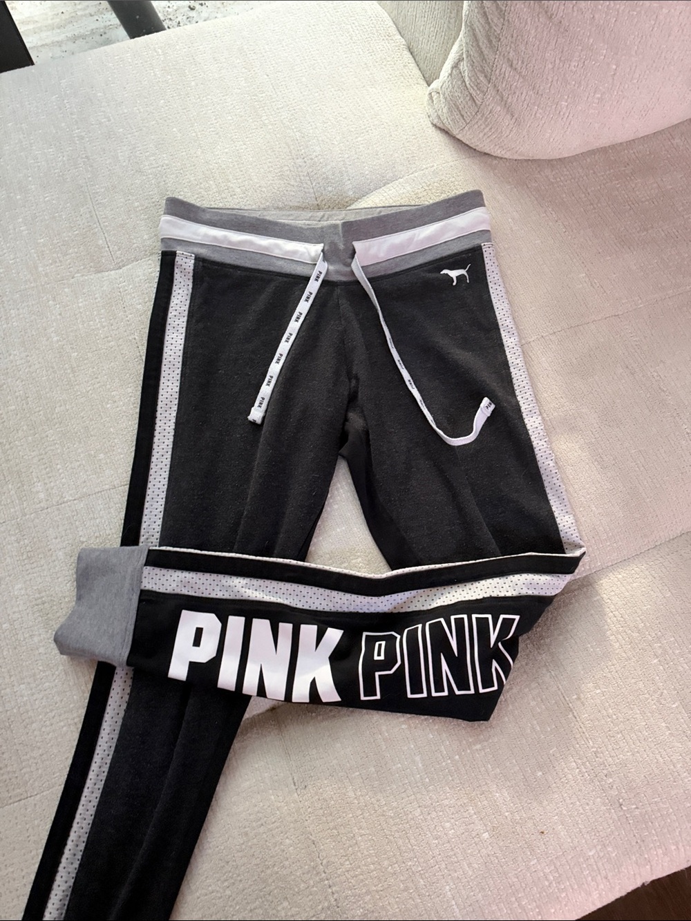 Victoria's Secret PINK Black & Gray Girls' Logo Joggers